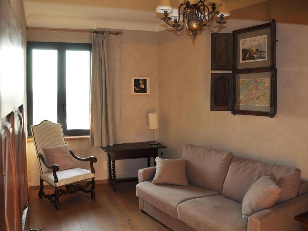 Maison Orsini Villeneuve-lès-Avignon Δωμάτιο φωτογραφία